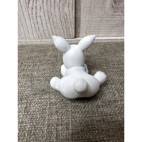 Russ Berrie & Co Taiwan Ceramic White Bunny Figurine with Blue Bow Collectible - Picture 4 of 8